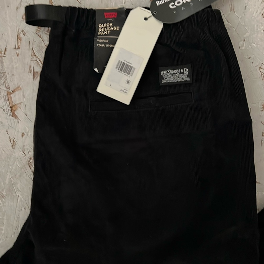 Levi’s Men's Black Quick Release Pants